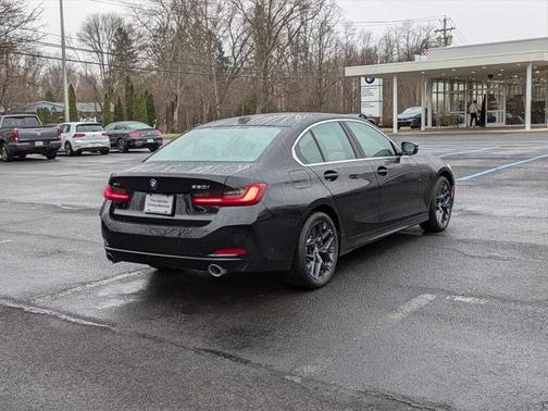 2025 BMW 330 i xDrive