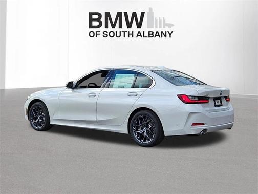 2026 BMW 330 xDrive NA