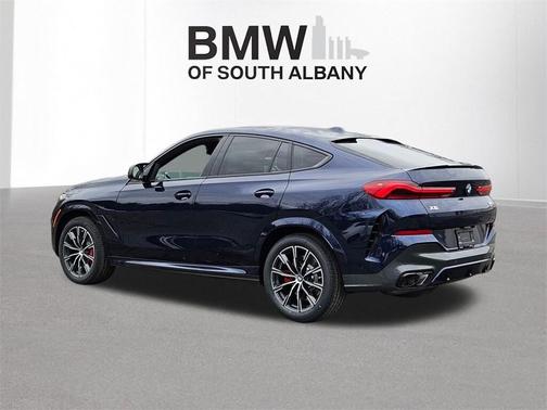 2026 BMW X6 M60i