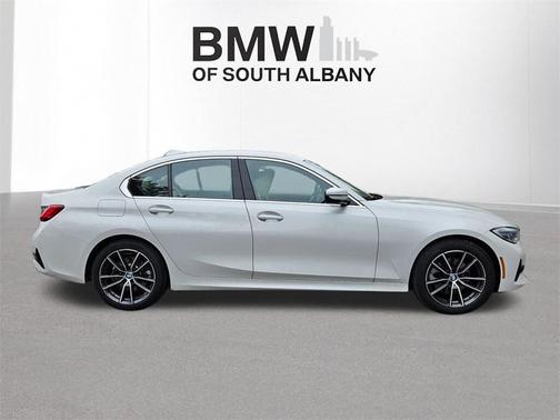 2022 BMW 330 xDrive