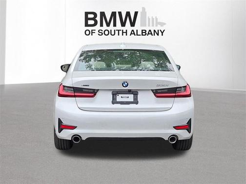 2022 BMW 330 xDrive