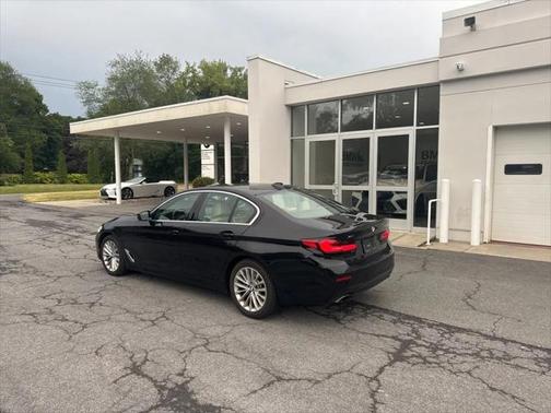2021 BMW 530 xDrive