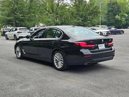2021 BMW 530 xDrive