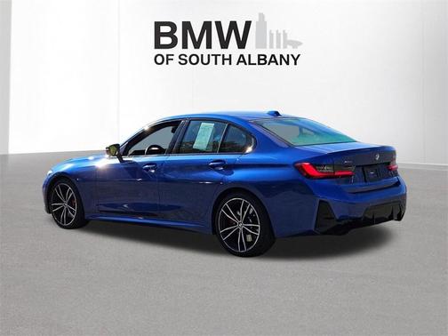 2023 BMW 330 xDrive