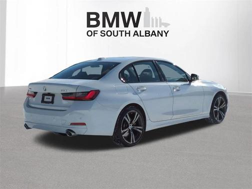 2023 BMW 330 xDrive