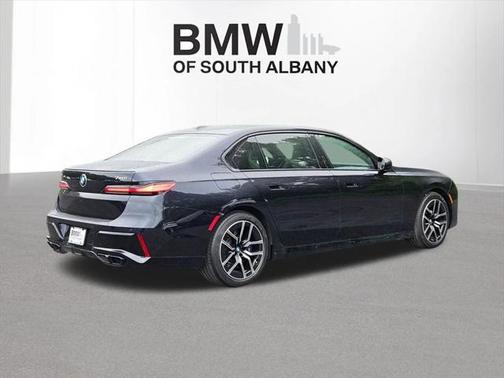 2024 BMW 760 i xDrive