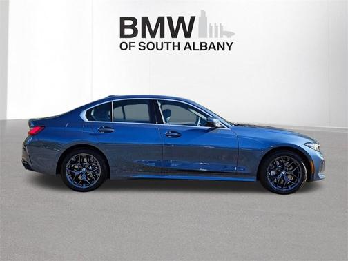 2025 BMW 330 i xDrive
