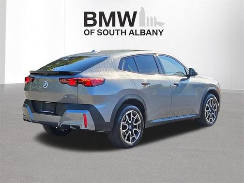 2025 BMW X2 xDrive28i