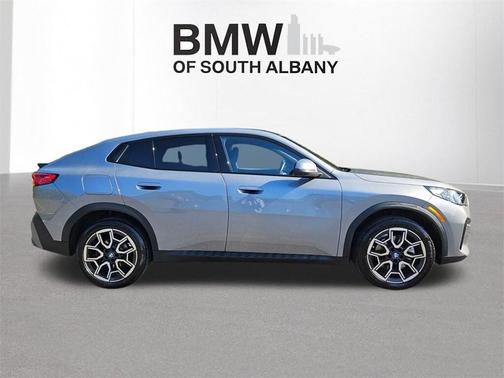 2025 BMW X2 xDrive28i