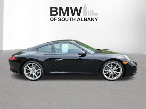 2017 Porsche 911 Carrera