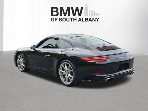 2017 Porsche 911 Carrera