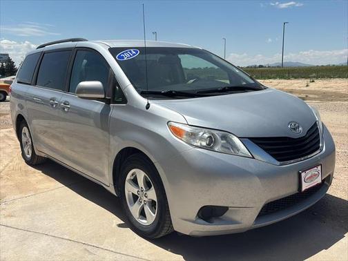 2014 Toyota Sienna LE