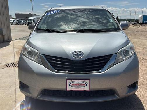 2014 Toyota Sienna LE