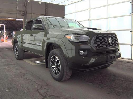 2022 Toyota Tacoma TRD Sport