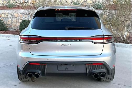 2023 Porsche Macan T