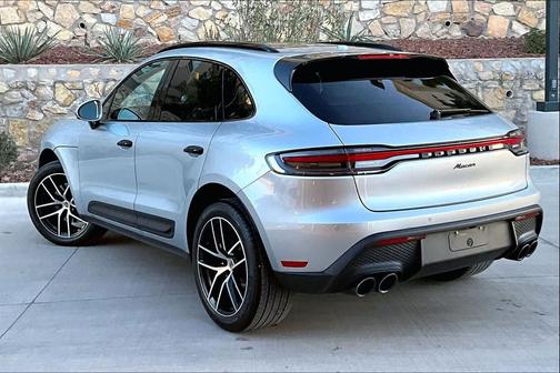 2023 Porsche Macan T