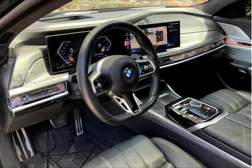 2023 BMW 760 i xDrive