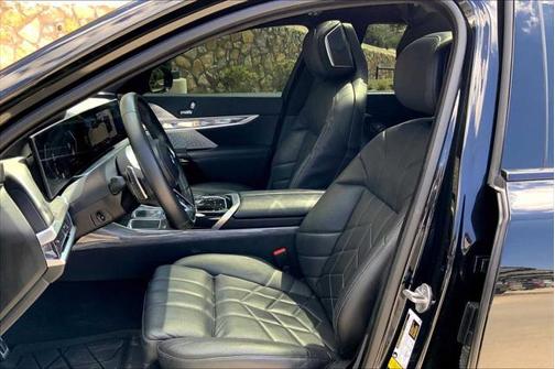 2023 BMW 760 i xDrive