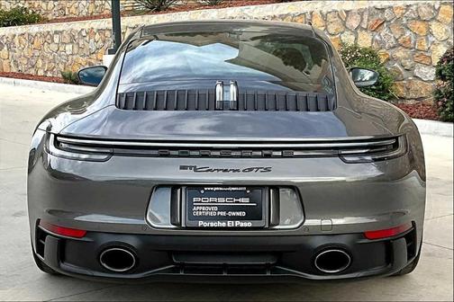 2022 Porsche 911 Carrera GTS