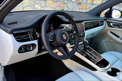 2025 Porsche Macan S