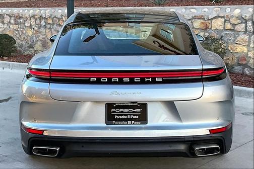 2026 Porsche Panamera 
