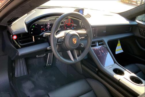 2025 Porsche Taycan GTS