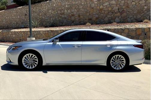 2023 Lexus ES 350 Ultra Luxury