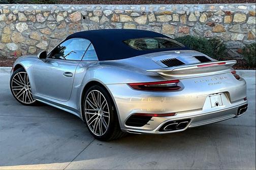 2017 Porsche 911 Turbo