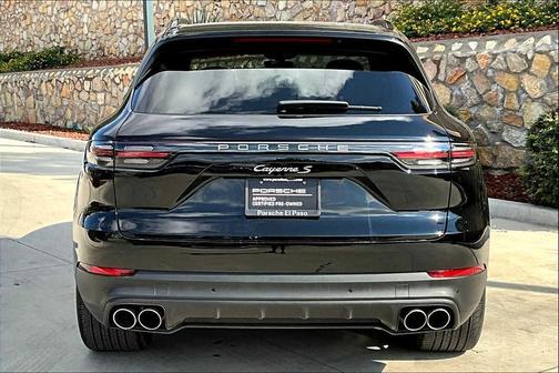 2023 Porsche Cayenne S