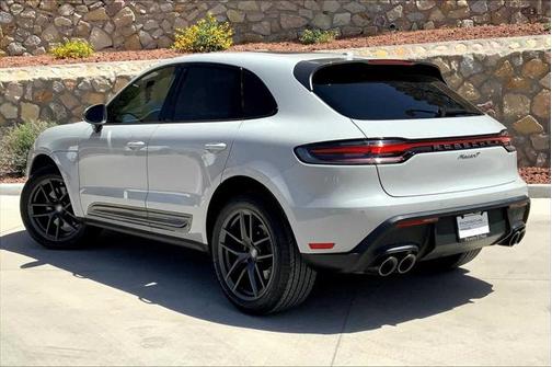2023 Porsche Macan Base