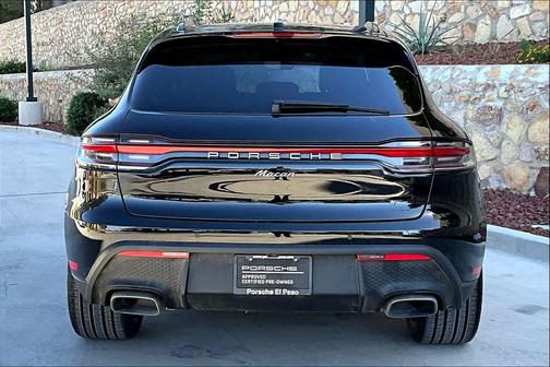 2025 Porsche Macan AWD