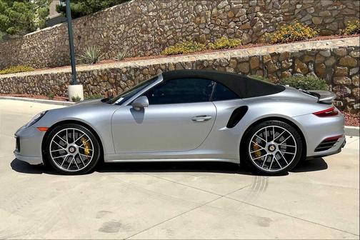2019 Porsche 911 Turbo S