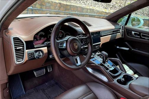 2020 Porsche Cayenne Turbo S