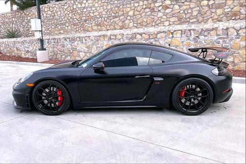 2021 Porsche 718 Cayman GT4