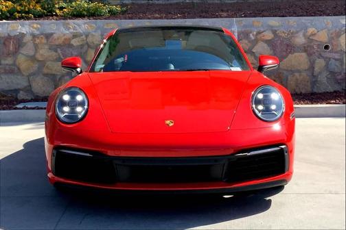 2021 Porsche 911 Carrera