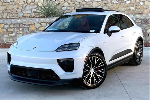 2025 Porsche Macan 4S