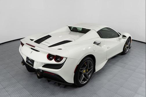 2023 Ferrari F8 Spider Base