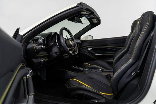2023 Ferrari F8 Spider Base