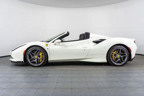 2023 Ferrari F8 Spider Base