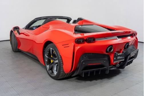 2024 Ferrari SF90 Spider 