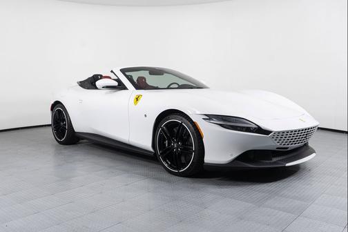 2025 Ferrari Roma Spider Base