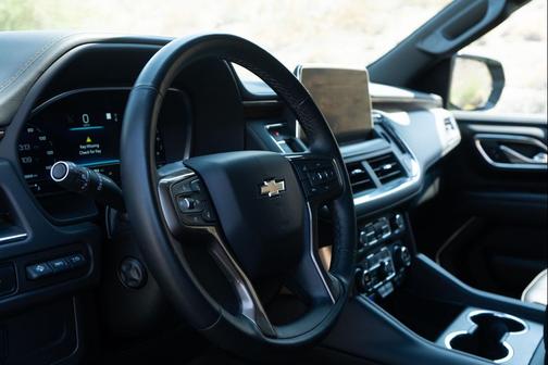 2023 Chevrolet Suburban 4WD High Country