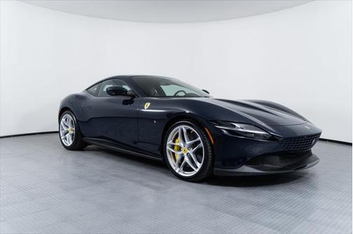 2022 Ferrari Roma Base