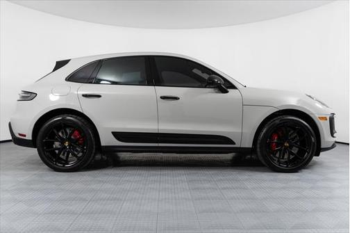 2025 Porsche Macan GTS
