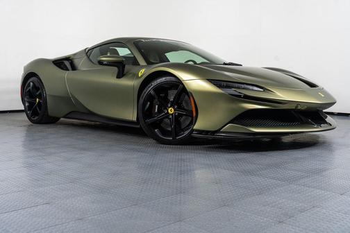 2023 Ferrari SF90 Spider Base