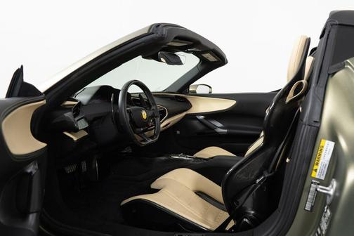 2023 Ferrari SF90 Spider Base