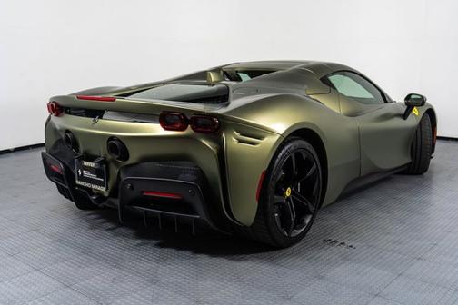 2023 Ferrari SF90 Spider 