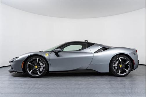 2021 Ferrari SF90 Stradale Base