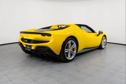 2024 Ferrari 296 GTS Base