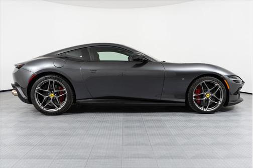 2022 Ferrari Roma Base